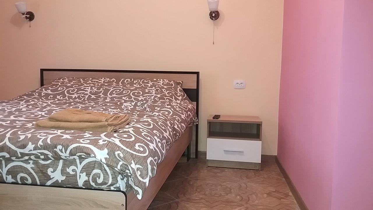 Hotel Dnipro Exteriör bild