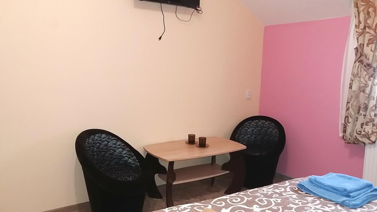 Hotel Dnipro Exteriör bild